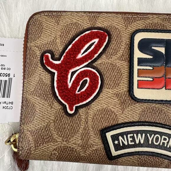 Coach Accordion Zip Wallet In Signature Canvas Leather With Patches C7204 NWT - Picture 6 of 8